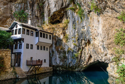 İzmir'den Kosovalı Elegant Balkanlar